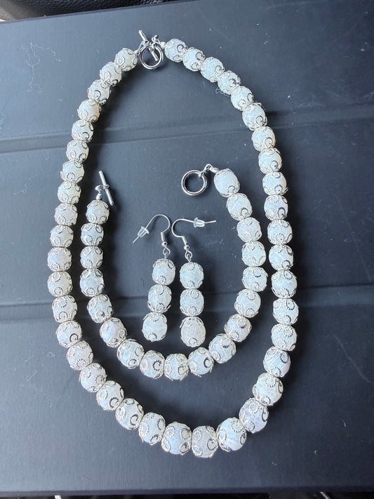 White Agate & Metal Bead Cap Jewelry Set