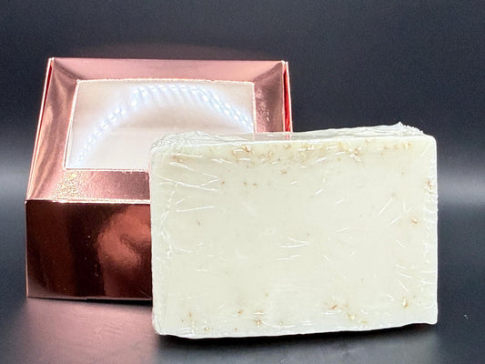 Oatmeal, Vitamin E, Honey, Goat Milk Soap